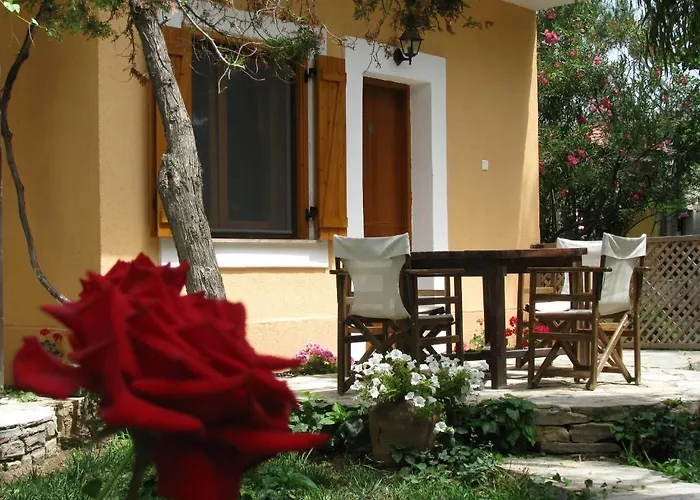 Aparthotel Lysistrata Potos